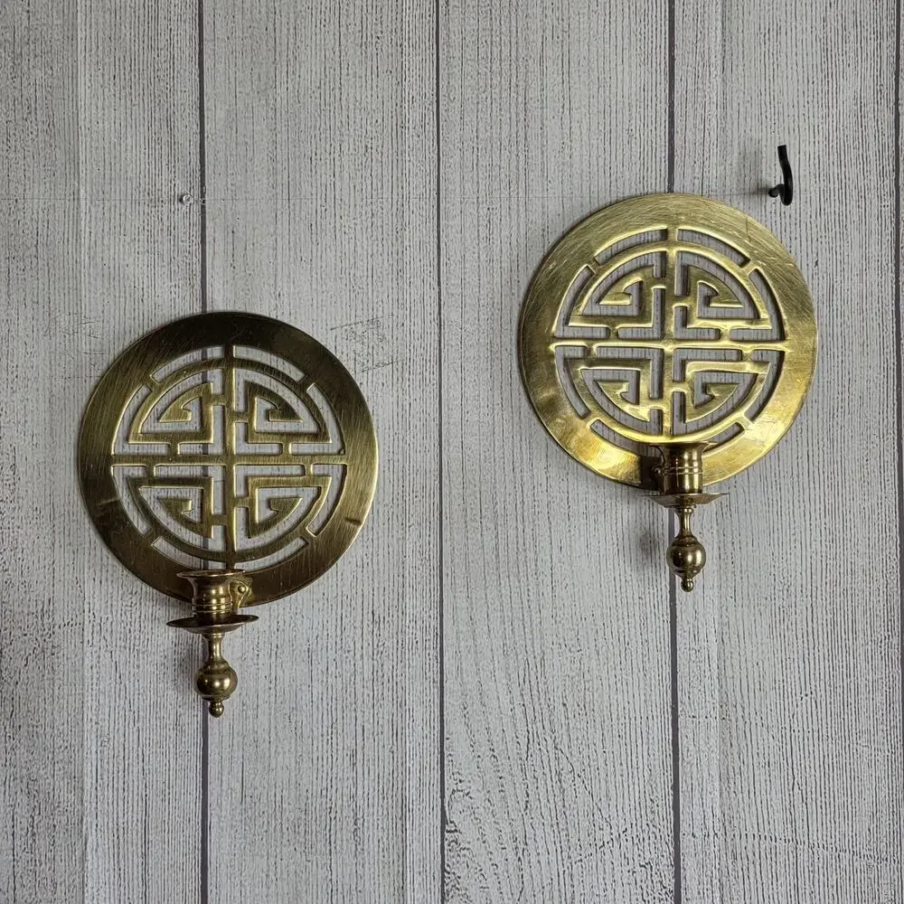 Vintage decorative pair